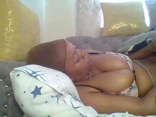QueenVy webcam