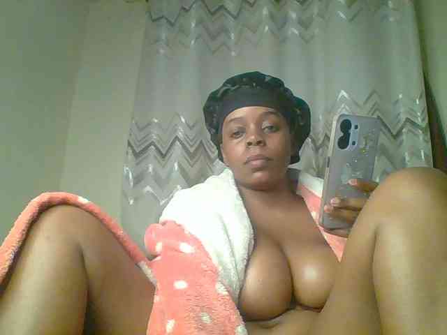 QueenVy webcam
