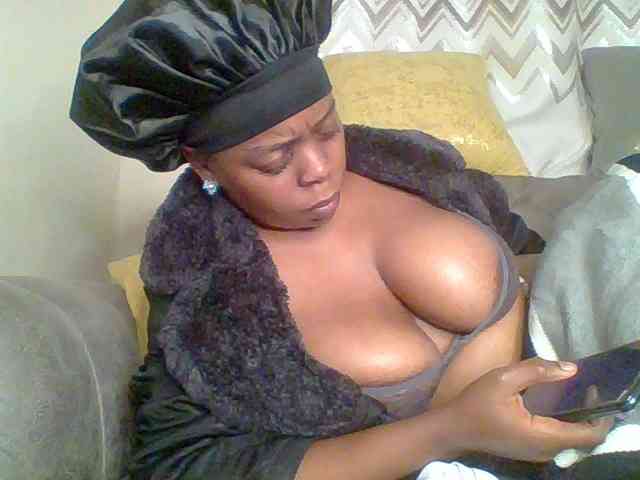 QueenVy webcam