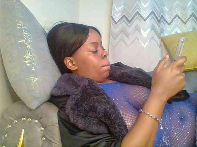 QueenVy webcam