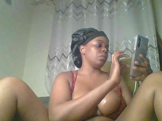 QueenVy webcam