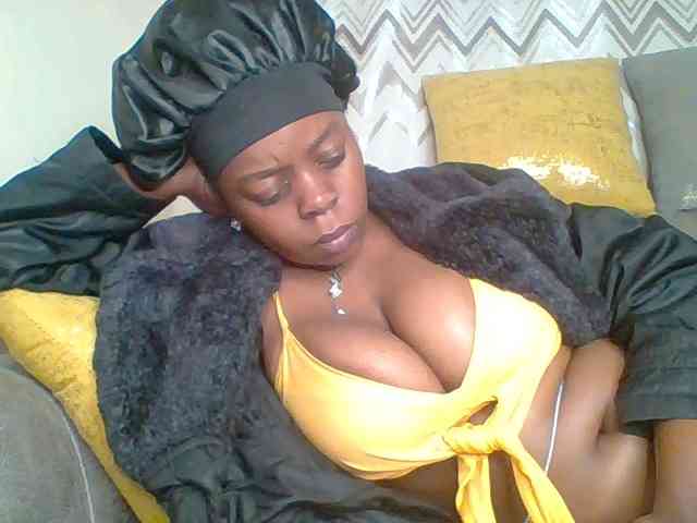 QueenVy webcam