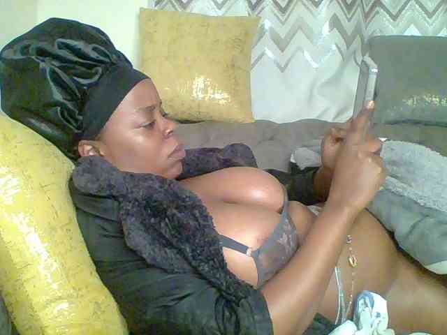 QueenVy webcam
