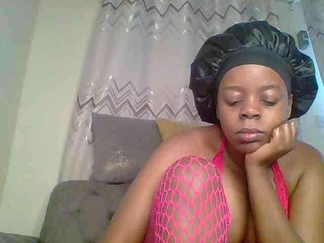 QueenVy webcam
