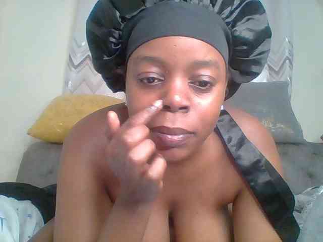 QueenVy webcam