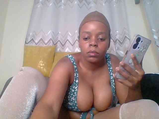 QueenVy webcam