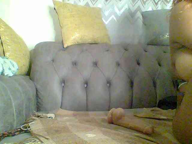 QueenVy webcam