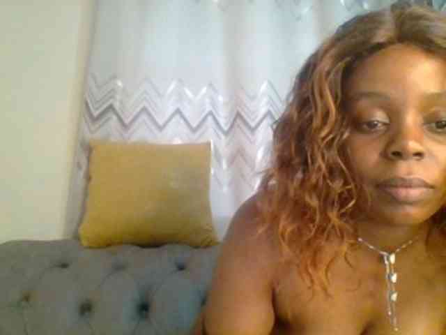 QueenVy webcam