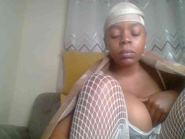 QueenVy webcam