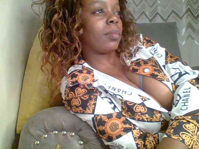 QueenVy webcam