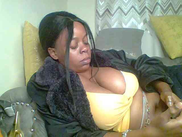QueenVy webcam