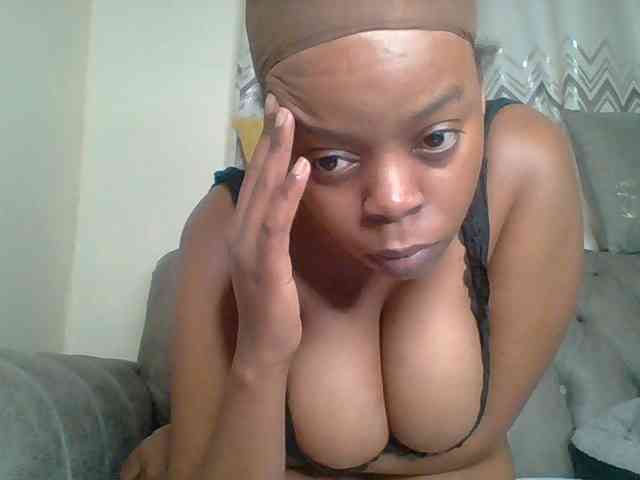 QueenVy webcam