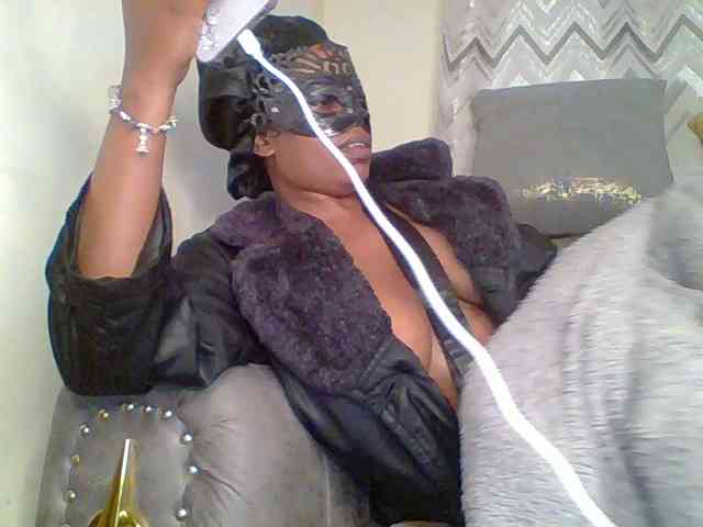 QueenVy webcam