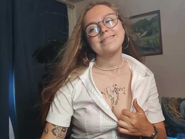 CharityMcclair live cam on BongaCams