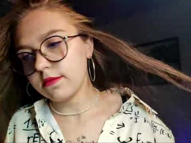 CharityMcclair live cam on BongaCams