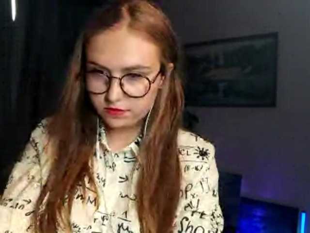 CharityMcclair live cam on BongaCams