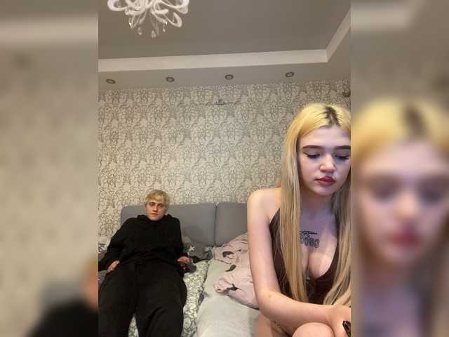 MilanaMike1 live cam on BongaCams