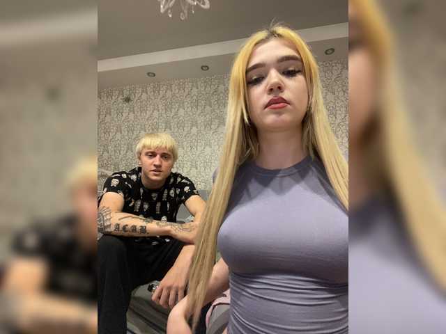 MilanaMike1 live cam on BongaCams