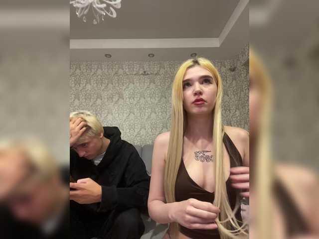 MilanaMike1 live cam on BongaCams