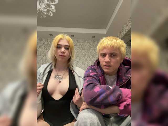 MilanaMike1 live cam on BongaCams