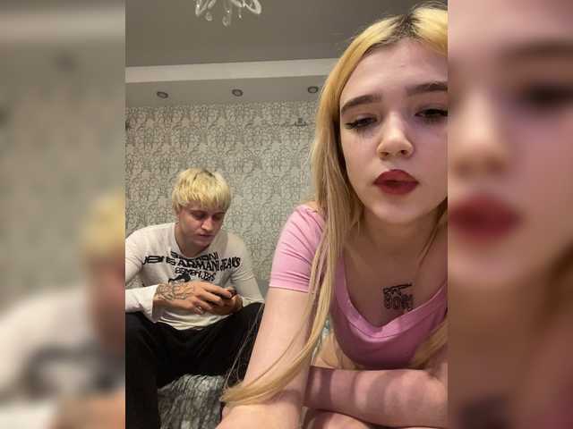MilanaMike1 live webcam show