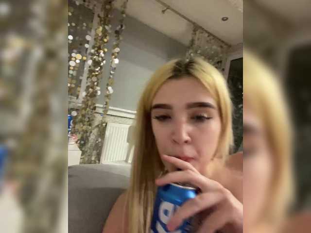 MilanaMike1 live cam on BongaCams