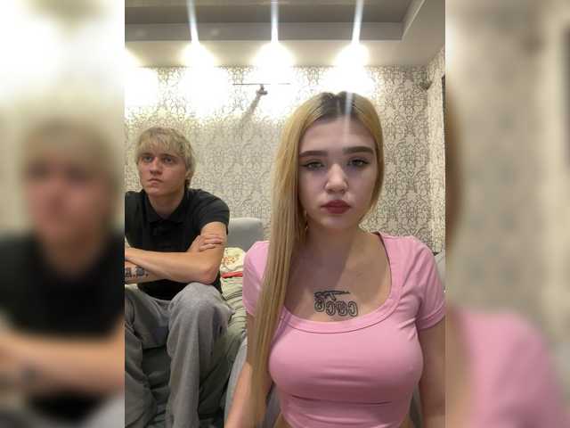 MilanaMike1 live cam on BongaCams