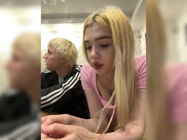 MilanaMike1 live cam on BongaCams