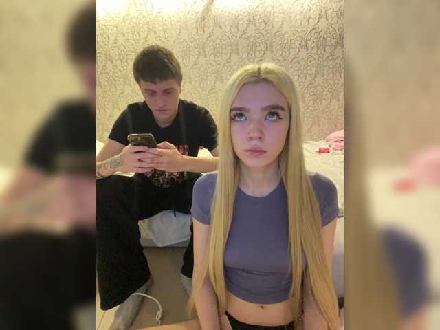 MilanaMike1 live cam on BongaCams