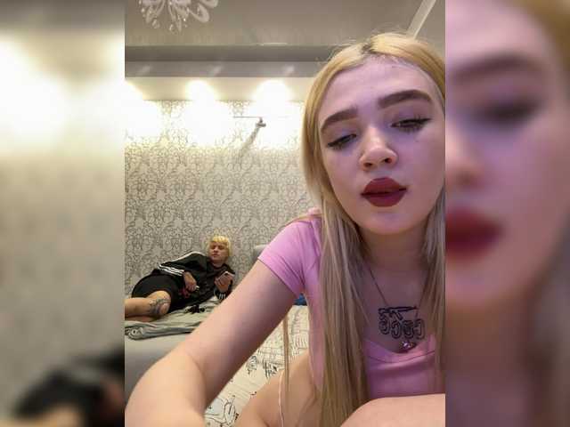 milanamike1 live show
