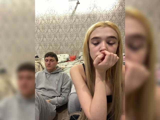 MilanaMike1 live cam on BongaCams