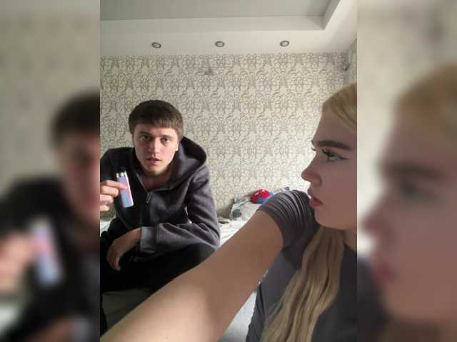MilanaMike1 live cam on BongaCams