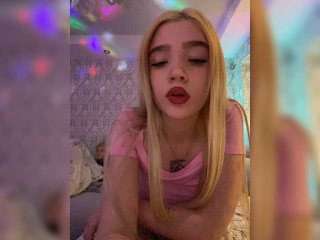 milanamike1 live sex show