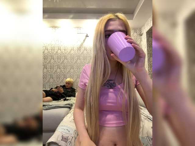 milanamike1 live show