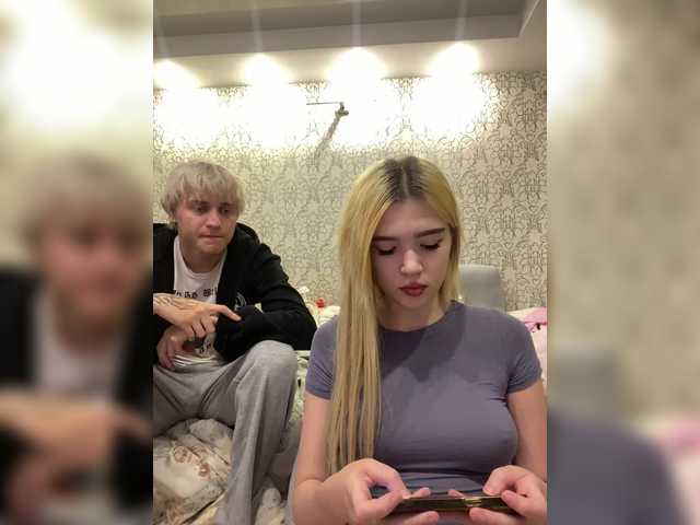 MilanaMike1 live cam on BongaCams