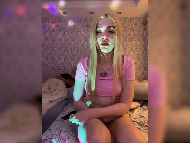 MilanaMike1 live cam on BongaCams