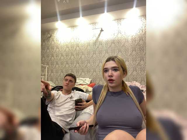 MilanaMike1 live cam on BongaCams