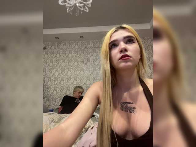 MilanaMike1 live cam on BongaCams