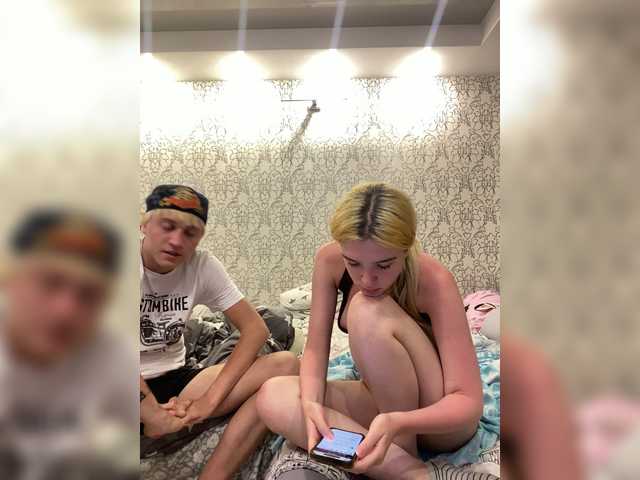 MilanaMike1 live cam on BongaCams