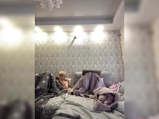 MilanaMike1 live cam on BongaCams