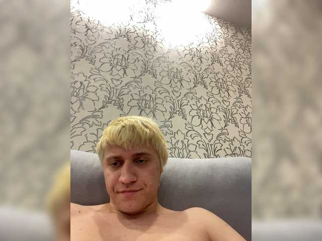 MilanaMike1 live cam on BongaCams