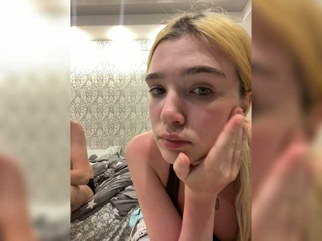 MilanaMike1 live webcam show