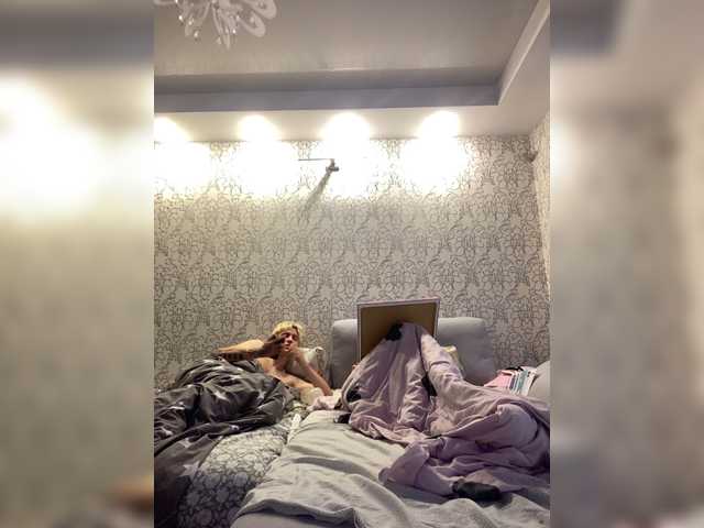MilanaMike1 live cam on BongaCams