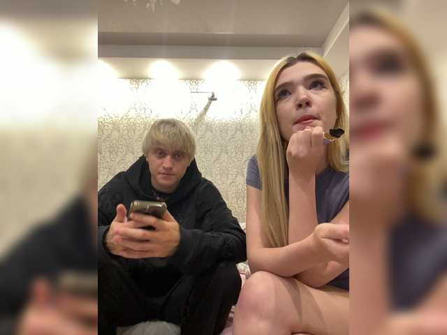 MilanaMike1 live cam on BongaCams