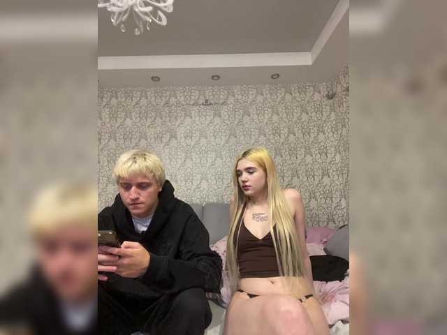 MilanaMike1 live cam on BongaCams