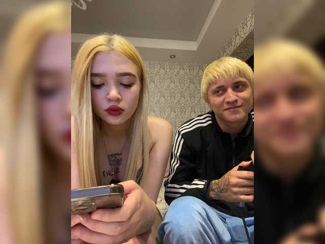 MilanaMike1 live cam on BongaCams