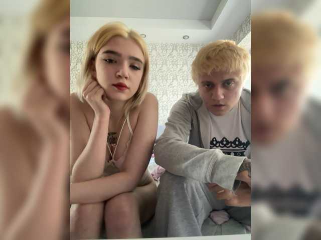 MilanaMike1 live cam on BongaCams
