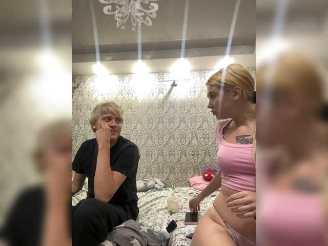 MilanaMike1 live cam on BongaCams