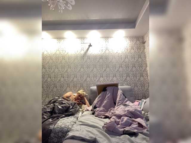 MilanaMike1 live cam on BongaCams