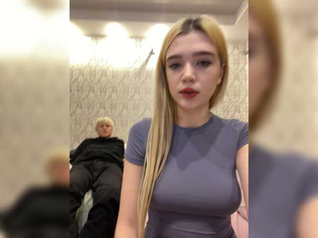 MilanaMike1 live cam on BongaCams